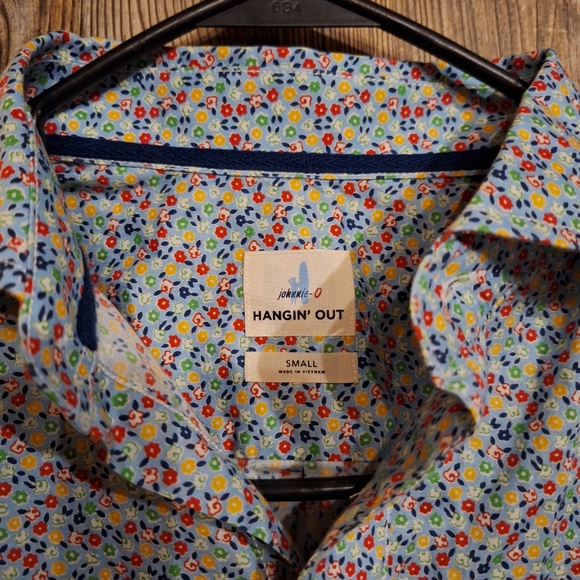 Johnnie-O Hangin out size small - Picture 2 of 8